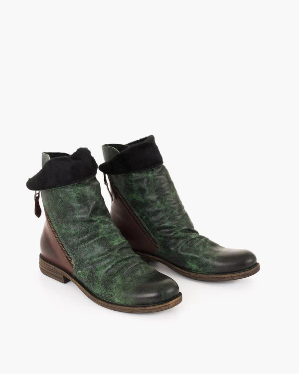 Zielone botki damskie skórzane na niskim obcasie 3