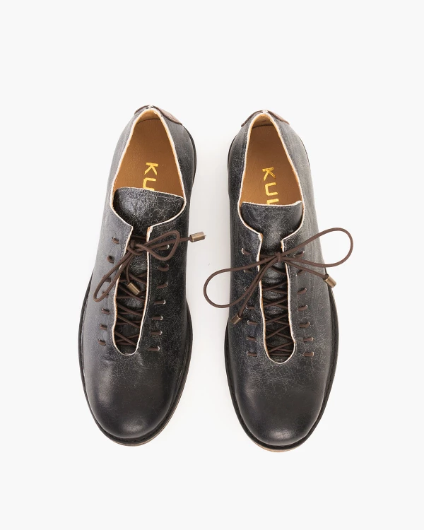 Grafitowe półbuty damskie sznurowane ze skóry naturalnej 3