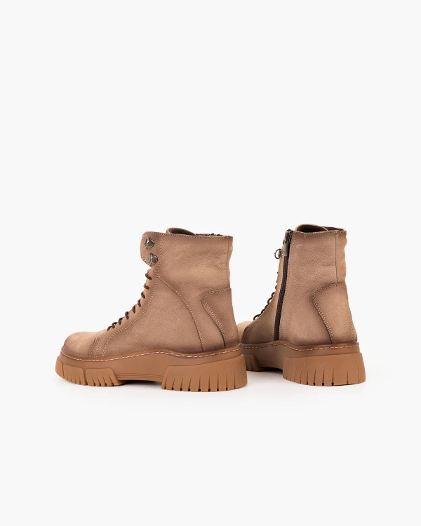 Beżowe trzewiki damskie z naturalnej skóry nubukowej 4