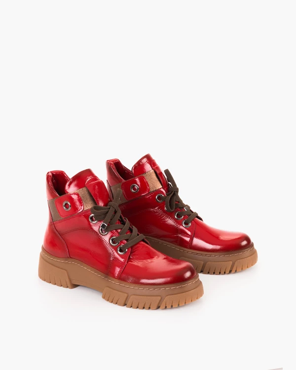 Czerwone trzewiki damskie lakierowane 2