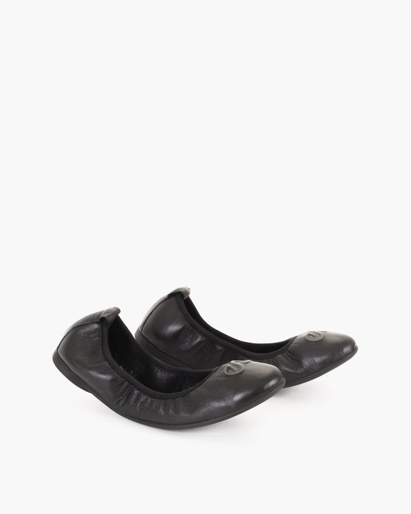 Czarne baleriny damskie ze skóry licowej 2