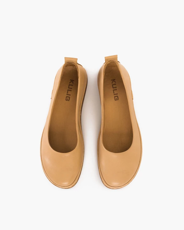 Beżowe półbuty damskie ze skóry licowej na koturnie 3