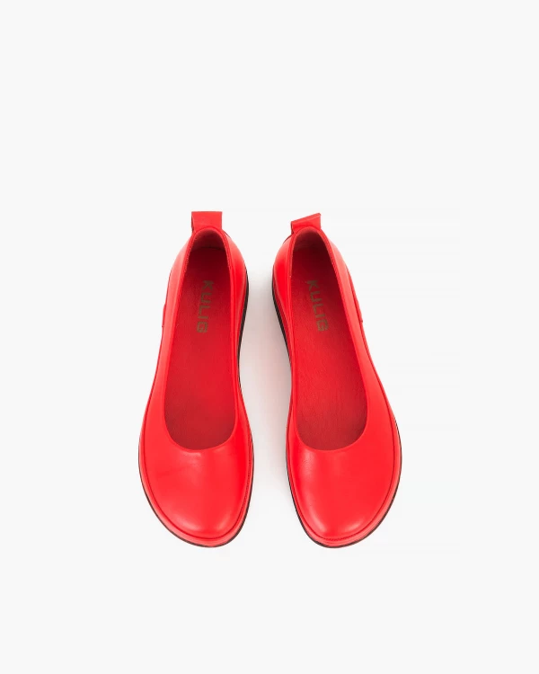 Czerwone półbuty damskie skórzane na koturnie 3