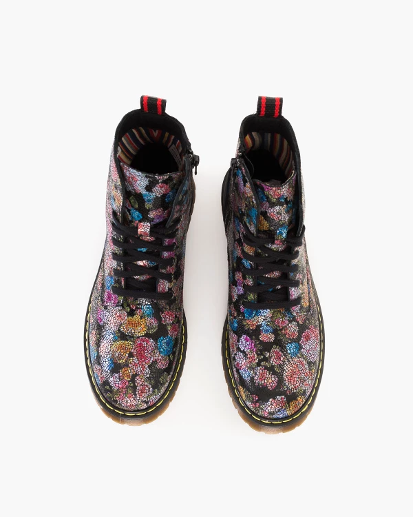 Czarne trzewiki damskie skórzane martensy w kwiatki 3