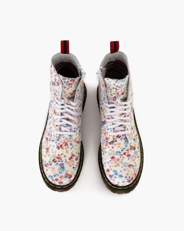 Białe trzewiki damskie skórzane martensy z motywem kwiatowym 3