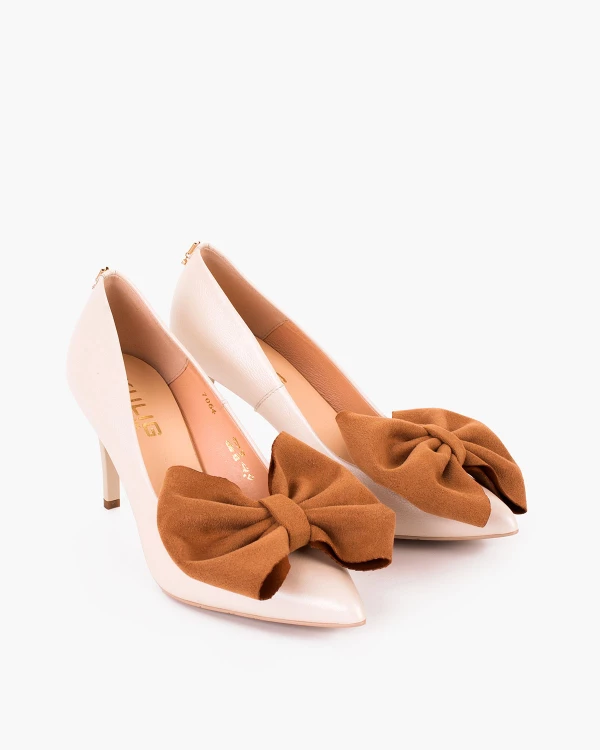 Brązowe kokardy do butów 2