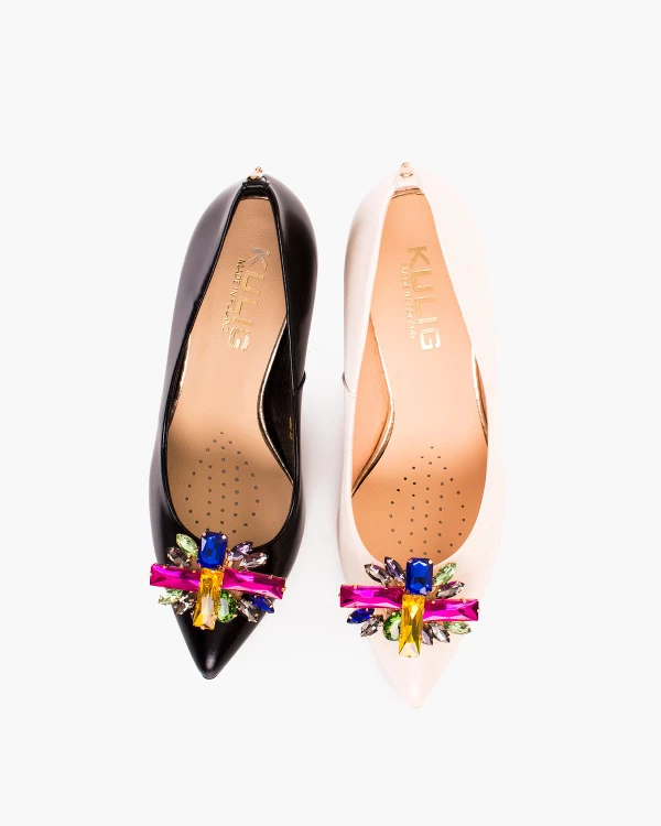 Wielokolorowe klipsy do butów z kamieniami 3