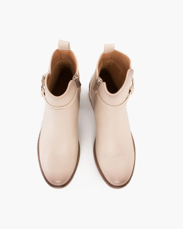 Beżowe botki damskie ze skóry ekologicznej na słupku 3