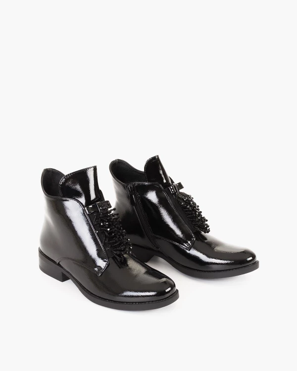 Czarne botki ze skóry ekologicznej z frędzlami 2