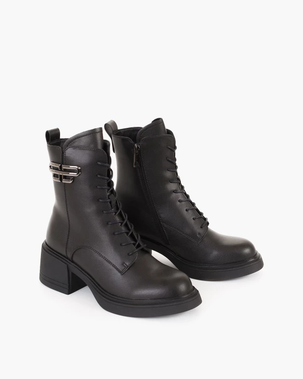 Czarne trzewiki damskie skórzane na obcasie 2