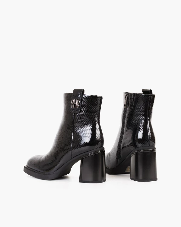 Czarne botki damskie skórzane na wysokim słupku 4