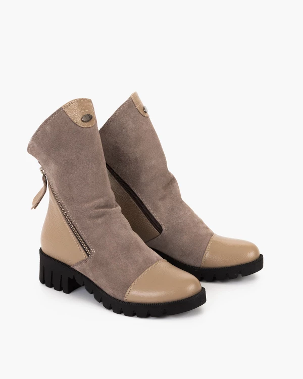 Ciemnobeżowe botki damskie ze skóry naturalnej 2