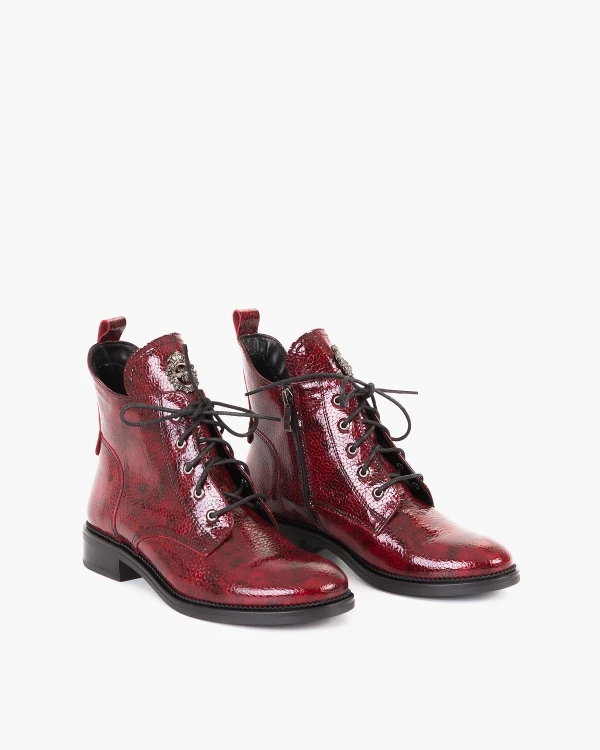 Bordowe trzewiki damskie lakierowane na obcasie 2