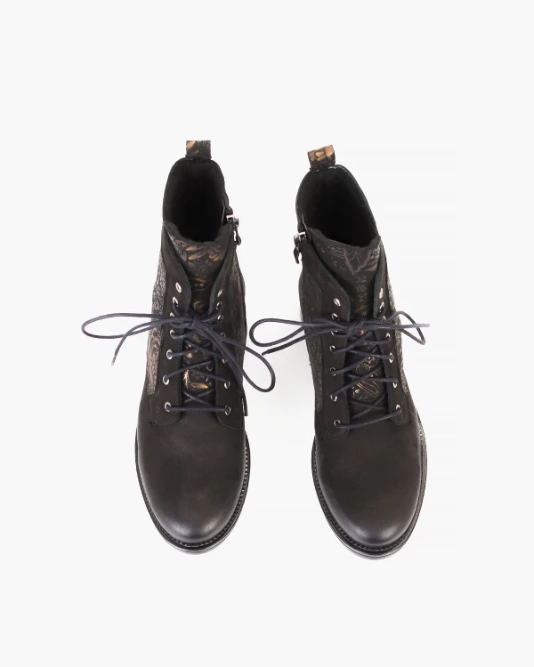 Czarne trzewiki damskie nubukowe z motywem 3