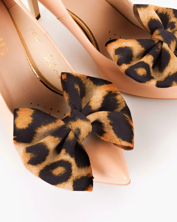 Brązowo-czarne kokardy do butów z motywem panterki