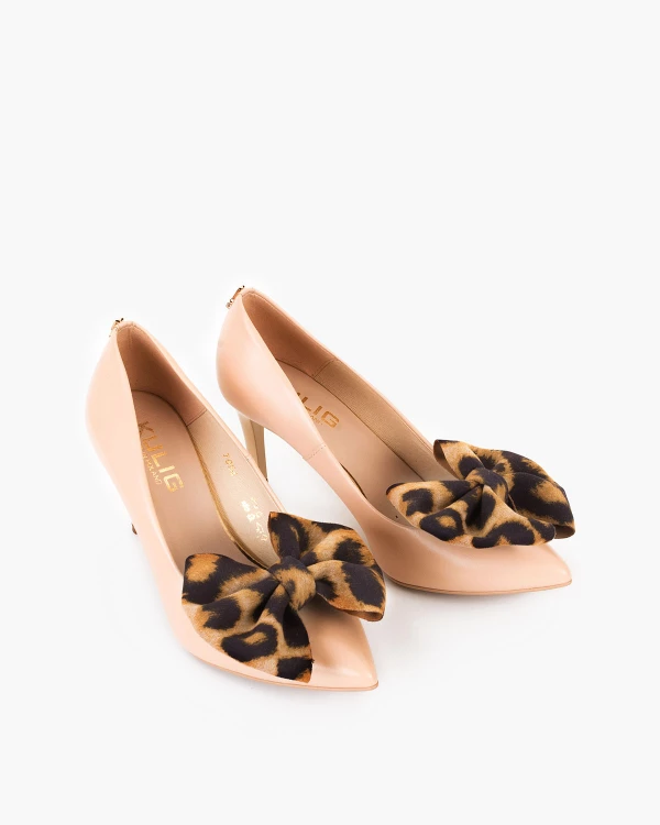 Brązowo-czarne kokardy do butów z motywem panterki 2