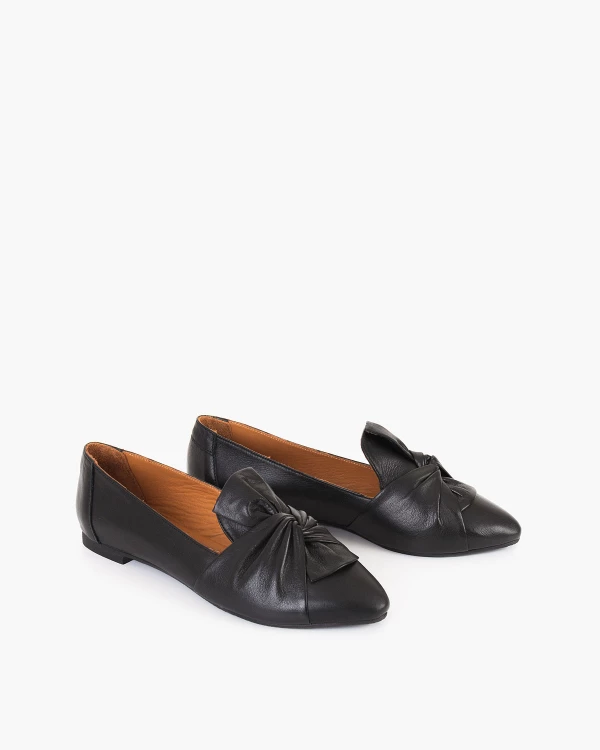Czarne baleriny damskie skórzane z kokardą 2