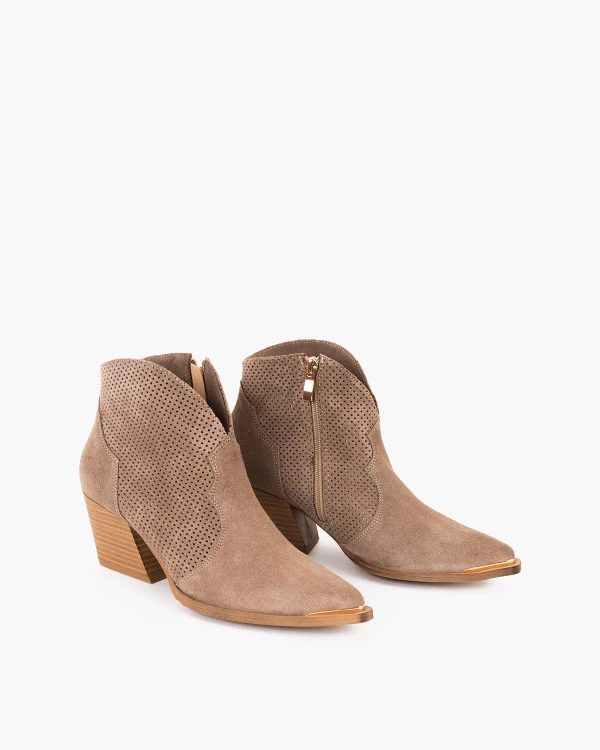 Beżowe kowbojki damskie z naturalnej skóry welurowej na słupku 2