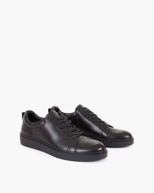 Czarne trampki męskie ze skóry licowej 2