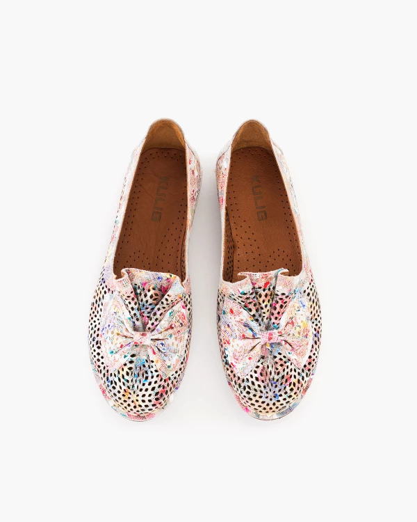 Wielokolorowe półbuty ażurowe ze skóry naturalnej z kokardą 3