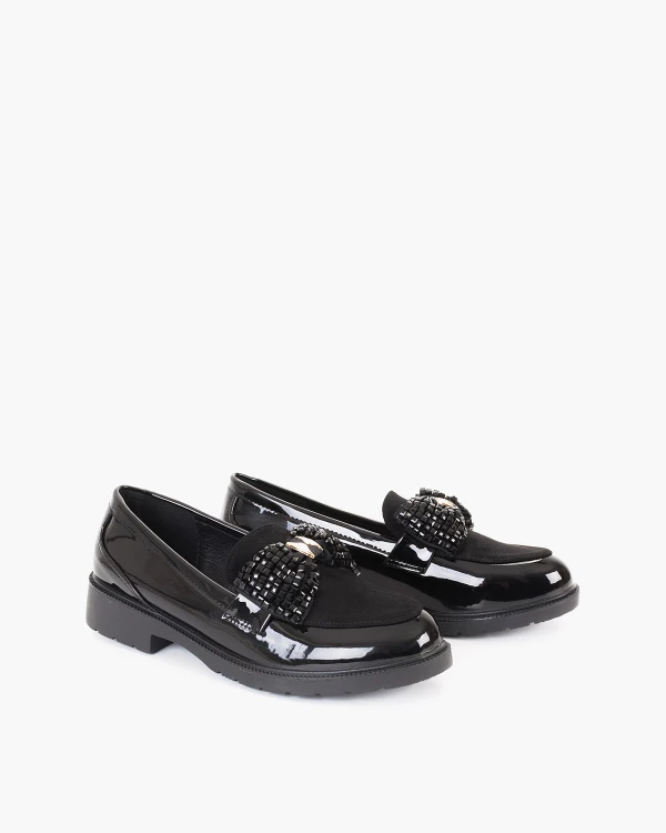 Czarne mokasyny damskie ze skóry ekologicznej z kokardą 2