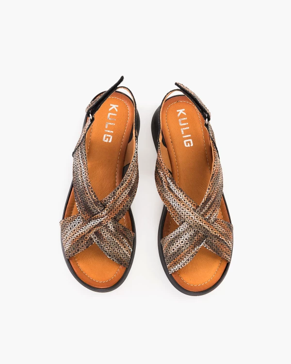 Czarno-złote sandały damskie skórzane na koturnie 3