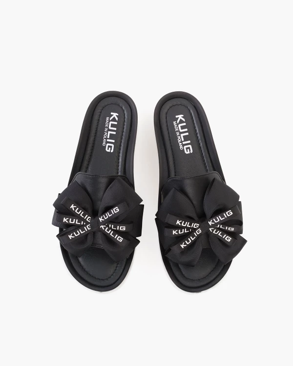 Czarne klapki skórzane z kokardą na koturnie 3