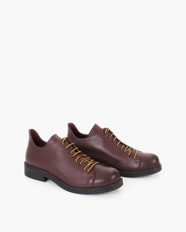 Bordowe półbuty sznurowane ze skóry naturalnej 2