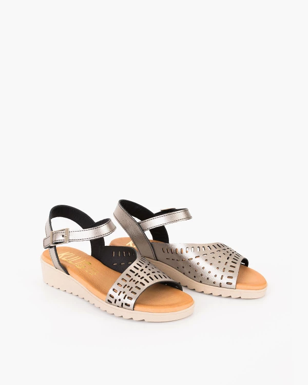 Grafitowe sandały damskie skórzane na koturnie 2