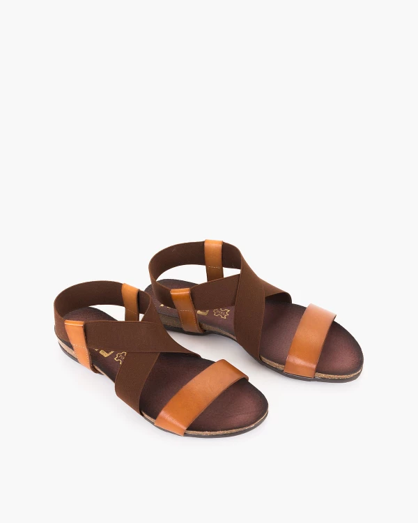 Brązowe sandały damskie skórzane z gumką