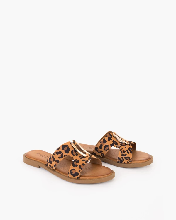 Brązowe klapki damskie ze skóry naturalnej z motywem 2