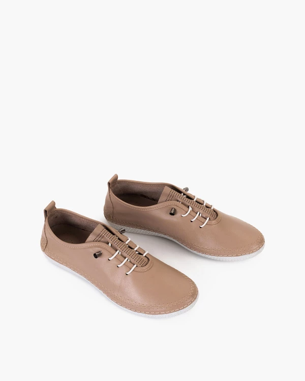 Ciemnobeżowe półbuty damskie z naturalnej skóry licowej