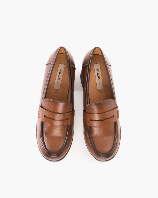 Brązowe mokasyny ze skóry ekologicznej na obcasie 3