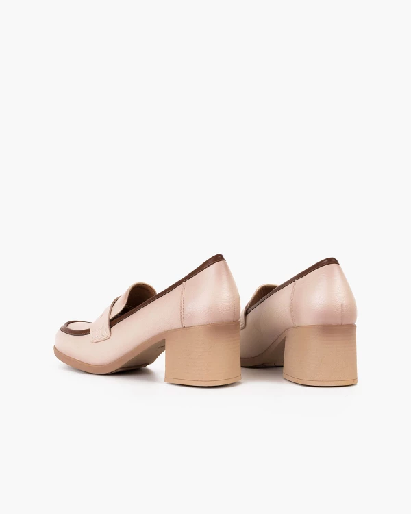 Beżowe mokasyny ze skóry ekologicznej na obcasie 4