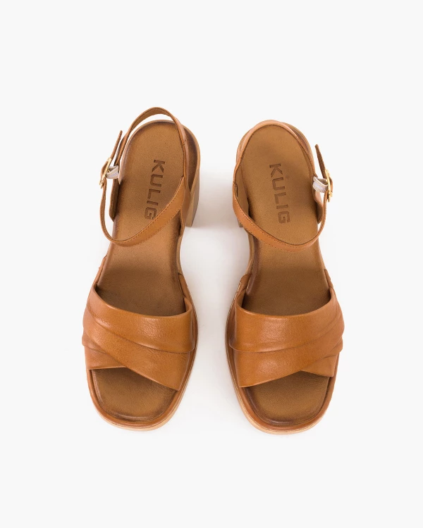 Brązowe sandały damskie skórzane na wysokim obcasie 3