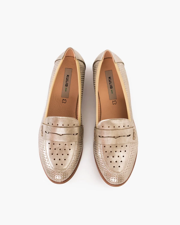 Złote mokasyny damskie ażurowe ze skóry ekologicznej 3