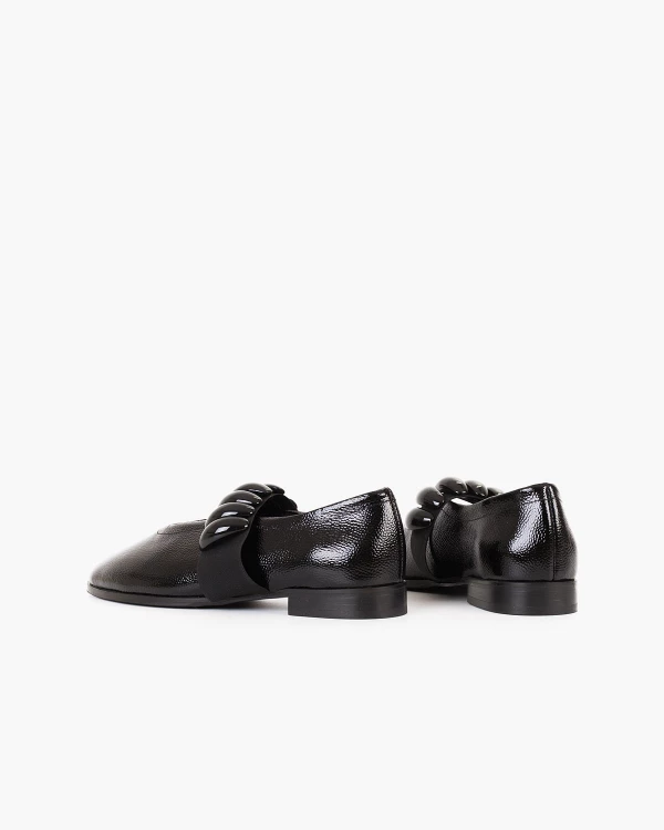 Czarne półbuty damskie ze skóry licowej z kamieniami 4