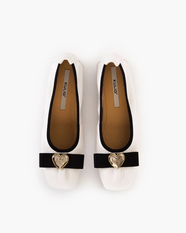 Białe baleriny damskie ze skóry licowej z serduszkiem 3