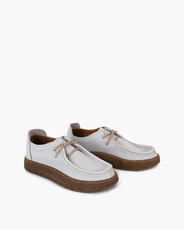 Szare półbuty damskie wiązane ze skóry nubukowej 2