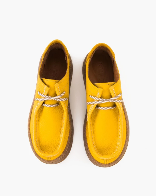 Musztardowe półbuty damskie sznurowane ze skóry licowej 3