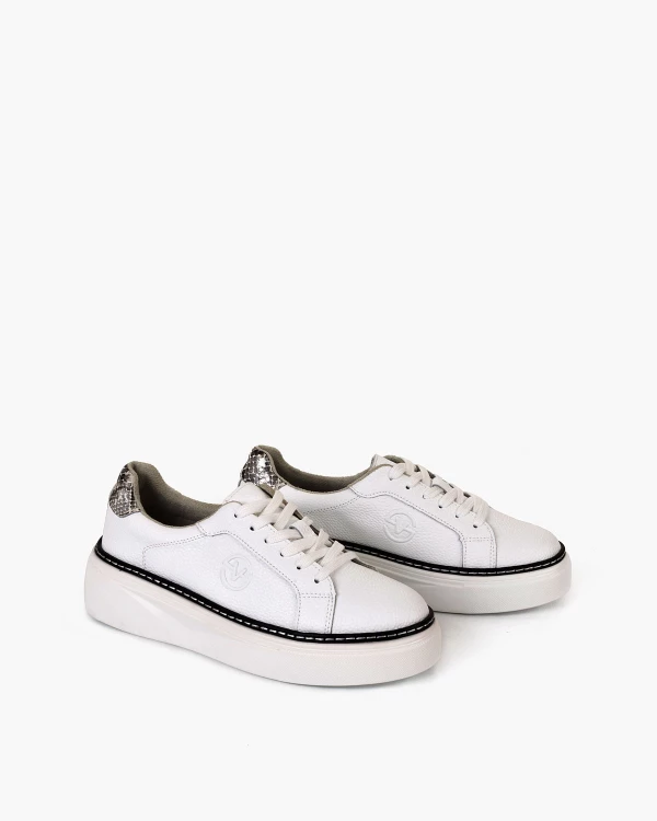 Białe adidasy damskie ze skóry licowej na platformie 2