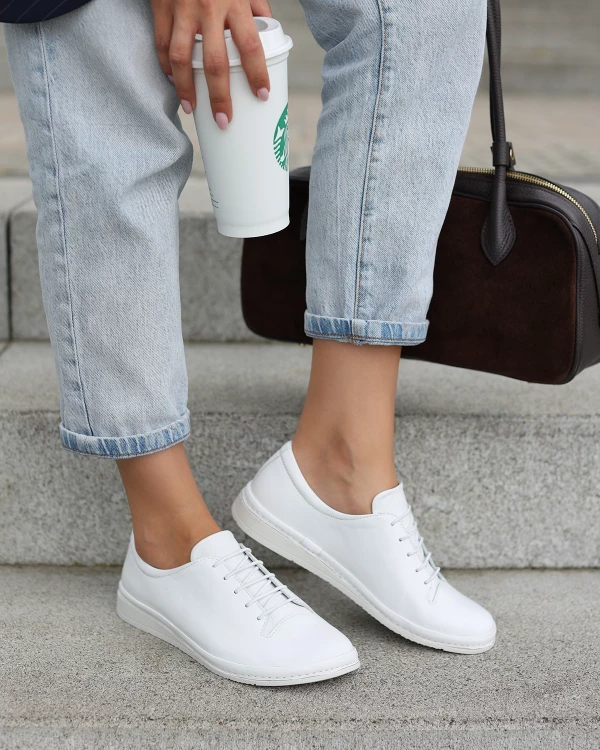 Białe półbuty sportowe damskie z naturalnej skóry licowej 2