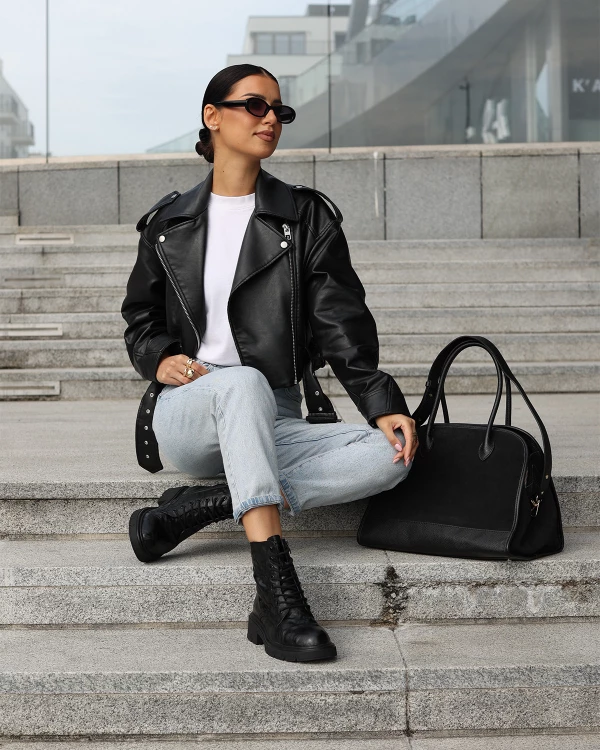 Czarne botki damskie sznurowane ze skóry licowej 2