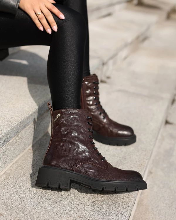 Brązowe trzewiki damskie z naturalnej skóry licowej 3