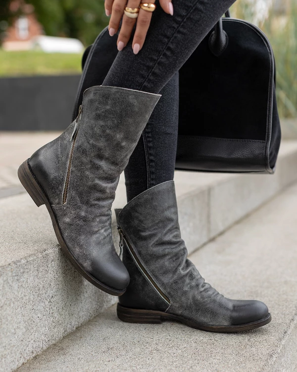 Szare botki damskie ze skóry naturalnej z zamkiem