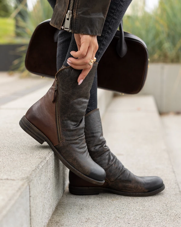 Brązowe botki damskie ze skóry naturalnej 4