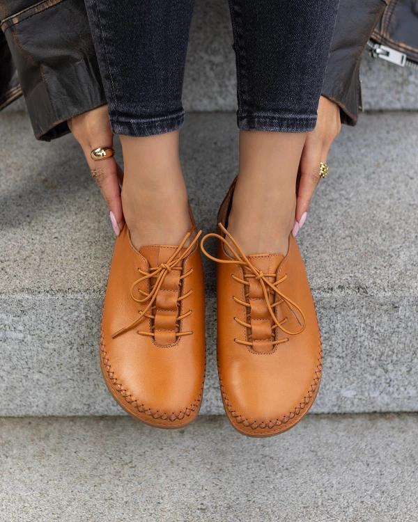 Rude półbuty damskie sznurowane z naturalnej skóry licowej 3