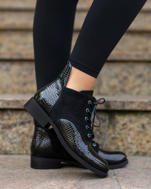 Czarne trzewiki damskie ze skóry ekologicznej