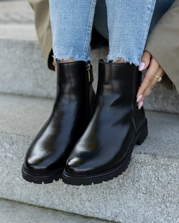 Czarne botki ze skóry ekologicznej na niskim obcasie 4
