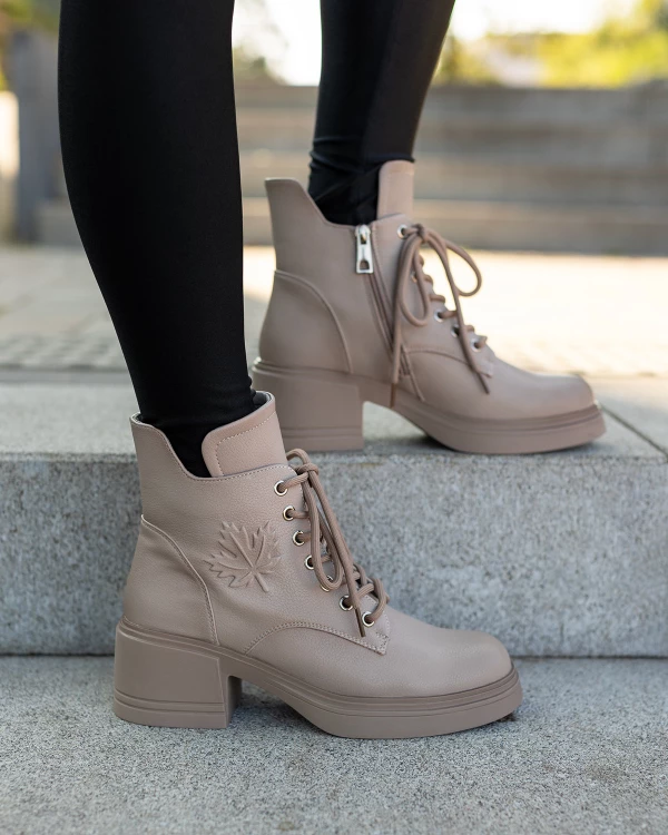 Beżowe trzewiki damskie skórzane na klocku 3